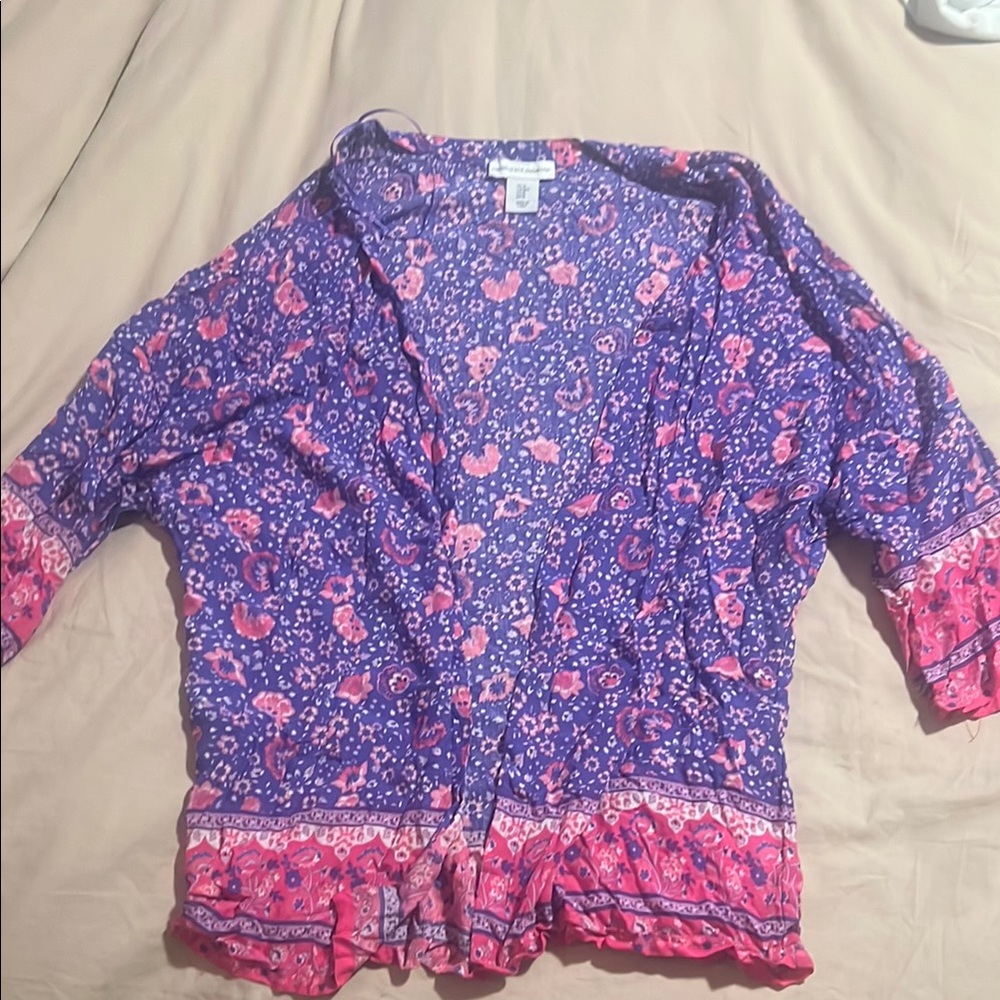 cupcakes & cashmere Floral Blouse in Pink and Purple